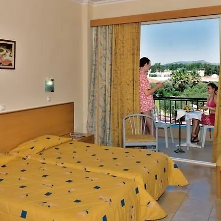 فندق Marianna Palace 4*