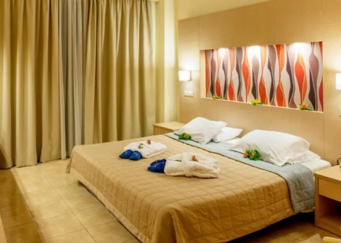 Marianna Palace Hotel 4*