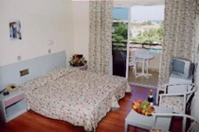 Marianna Palace 호텔 콜림비아